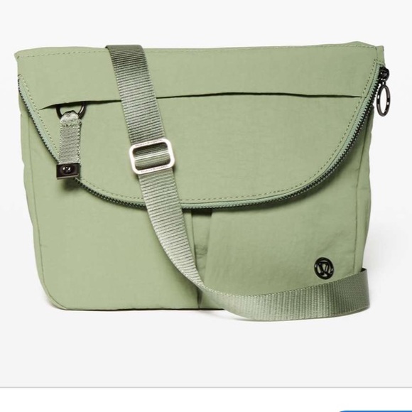 lululemon athletica Handbags - NWT Lululemon all night festival bag in sage green